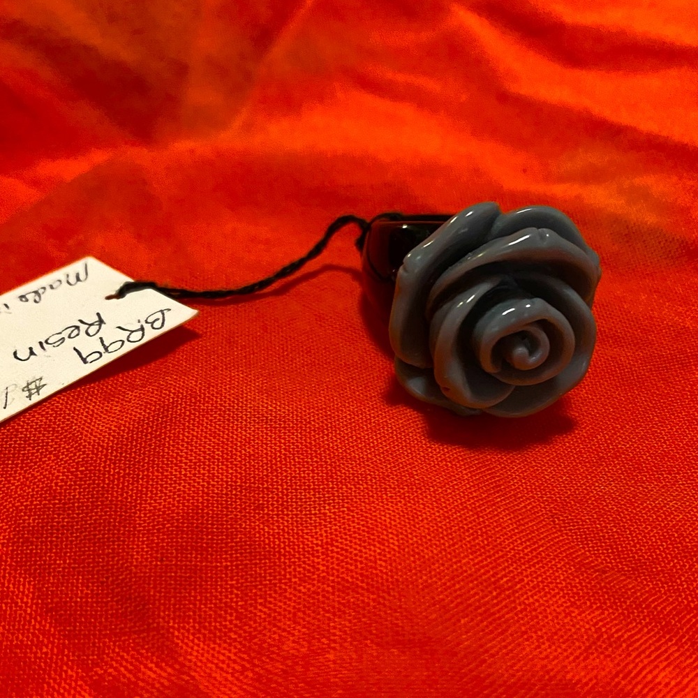 ❤️ Black and grey rose ring